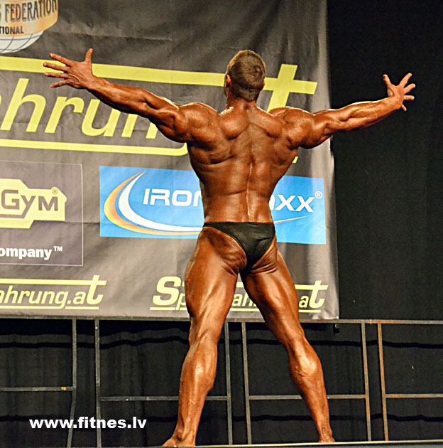 http://www.fitnes.lv/news/foto2/bodybuilding_0330.jpg