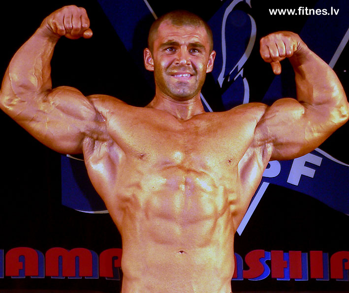 http://www.fitnes.lv/news/foto2/bodybuilding_062.jpg