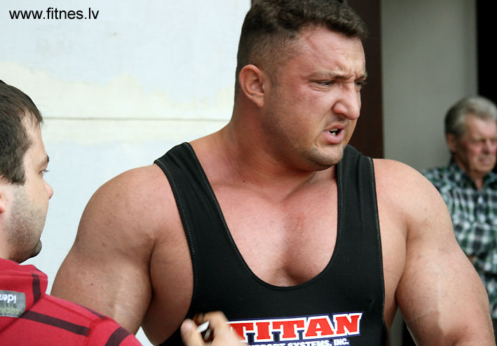 http://www.fitnes.lv/news/foto2/strongman_0083.jpg