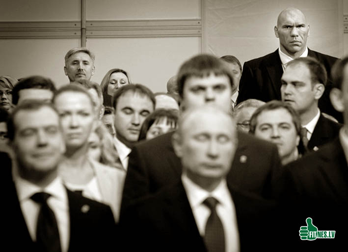 http://www.fitnes.lv/news/foto3/Putin_Valuev_773.jpg