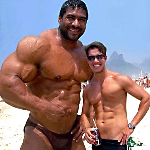 http://www.fitnes.lv/news/foto3/bodybuilding_humor_9330643.jpg