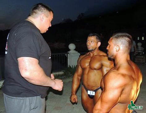 http://www.fitnes.lv/news/foto3/bodybuilding_humor_foto_51-0.jpg
